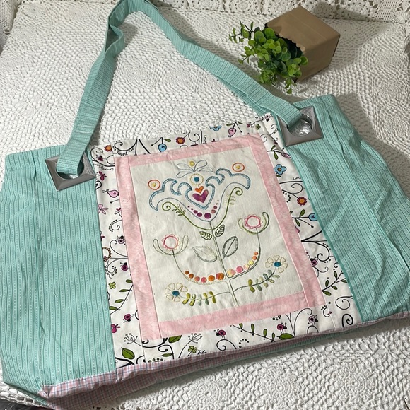 XLarge handcrafted embroidered quilted tote - Picture 1 of 7